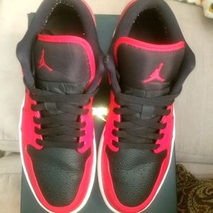Air Jordans 1 low